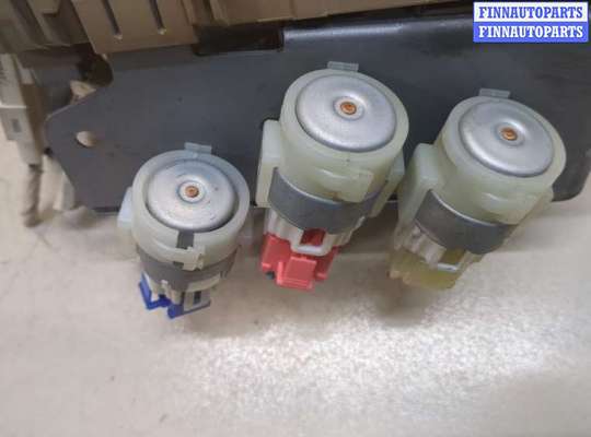 купить Блок предохранителей на Subaru Forester (S11) 2002-2008