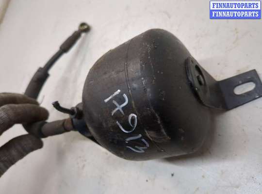 купить Гидроаккумулятор (груша) на Mercedes S W126 1979-1991