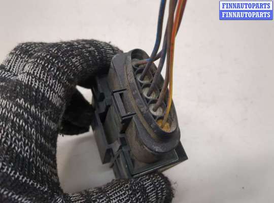 купить Реле бензонасоса на Volkswagen Tiguan 2007-2011