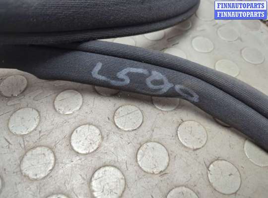 купить Уплотнитель на Mercedes E W211 2002-2009