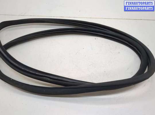 купить Уплотнитель на Mercedes E W211 2002-2009