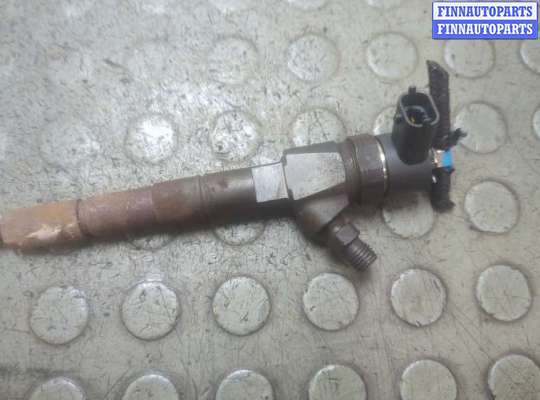 Форсунка топливная OP2381652 на Opel Astra J 2010-2017