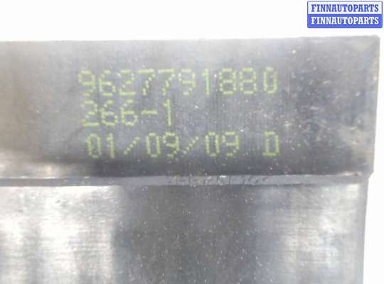 Блок предохранителей CT431629 на Citroen C4 Picasso 2006-2013