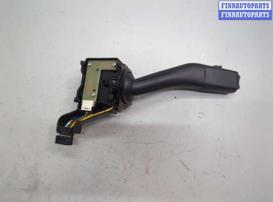 купить Переключатель поворотов на Volkswagen Golf 5 2003-2009