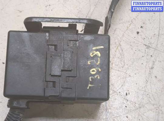 купить Блок реле на Ford Fusion 2002-2012