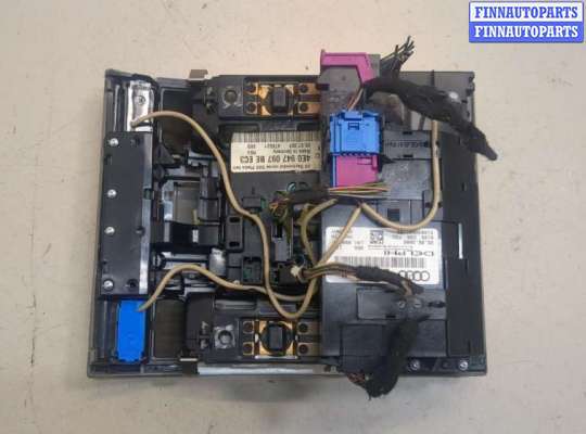 купить Фонарь салона (плафон) на Audi A8 (D3) 2002-2010