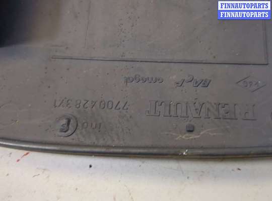 Лючок бензобака на Renault Scenic I