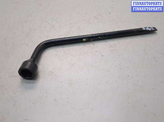 купить Ключ балонный на Toyota Matrix 2002-2008