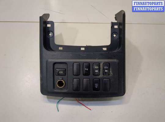 Кнопка парктроника TT878710 на Toyota FJ Cruiser