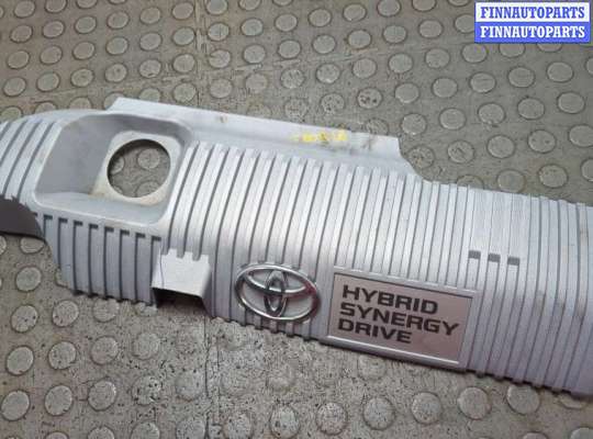 Накладка декоративная на ДВС TT958678 на Toyota Auris E18 2012-2018