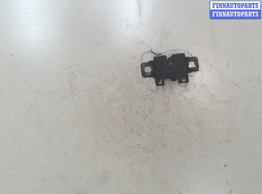 купить Замок капота на Land Rover Discovery 3 2004-2009