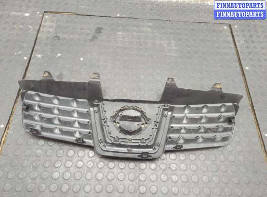 купить Решетка радиатора на Nissan Qashqai 2006-2013