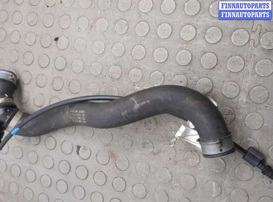 купить Патрубок охлаждения на Mercedes E W211 2002-2009