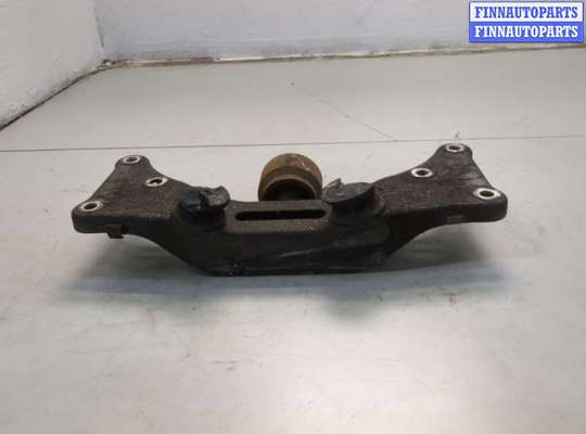 купить Кронштейн КПП на BMW 7 E38 1994-2001