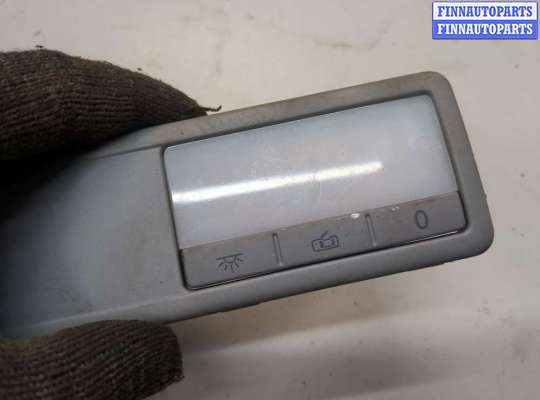 купить Фонарь салона (плафон) на Volkswagen Touareg 2006-2010