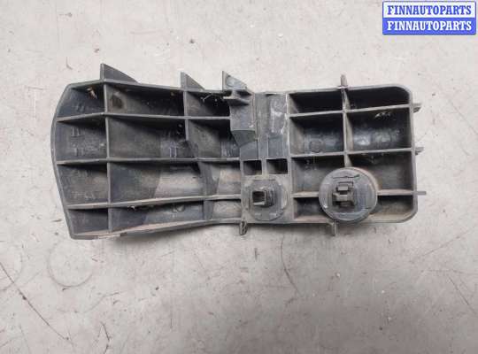 купить Кронштейн (лапа крепления) на Toyota FJ Cruiser