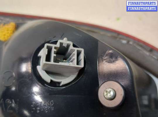 купить Фонарь крышки багажника на Mazda 5 2010-2015