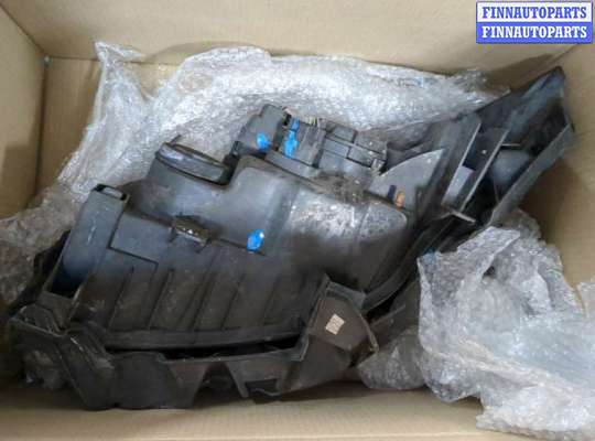 купить Кронштейн фары на Renault Megane 2 2002-2009