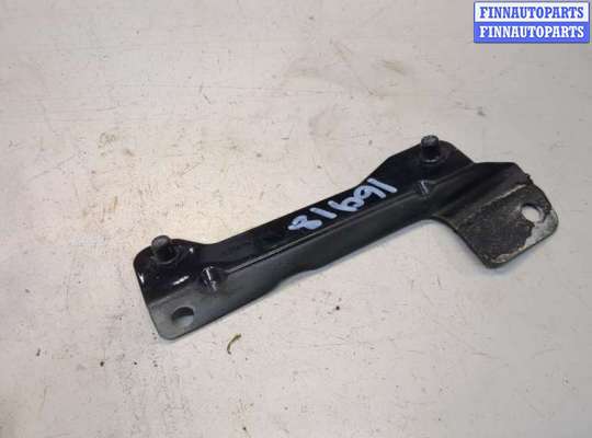 купить Кронштейн (лапа крепления) на Audi A8 (D3) 2002-2010