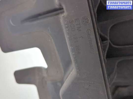 купить Рамка передняя (телевизор) на Volkswagen Passat 6 2005-2010