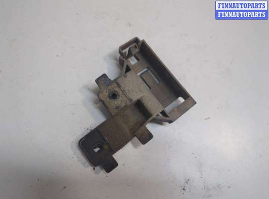 купить Кронштейн (лапа крепления) на Audi A3 (8V) 2012-2020