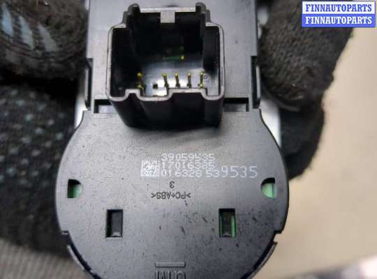 Переключатель света на Chevrolet Cruze II (J400)