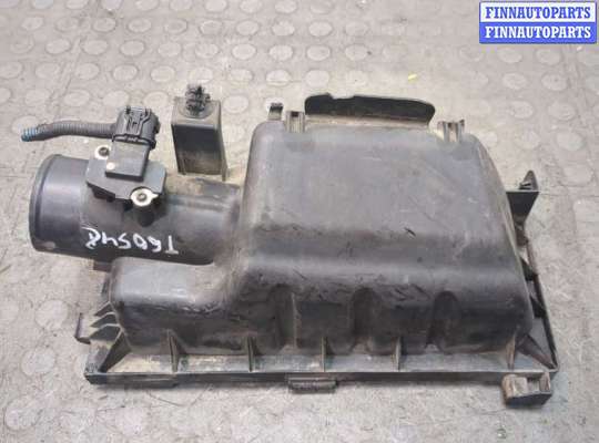 купить Измеритель потока воздуха (расходомер) на Toyota Yaris 2005-2011