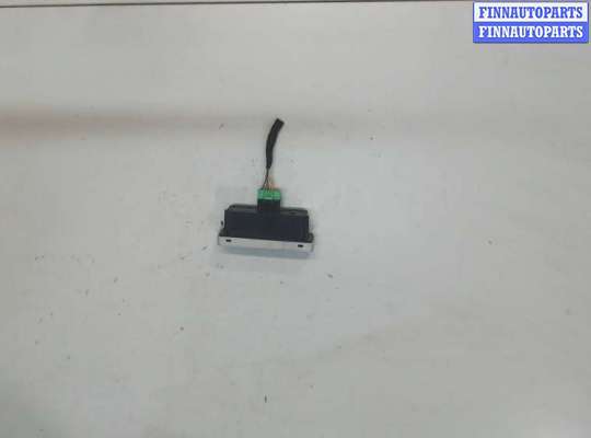 купить Кнопка открывания багажника на Volvo XC90 2014-2019