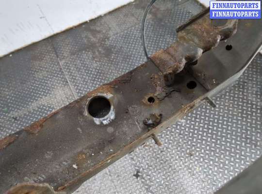 купить Рамка передняя (телевизор) на Nissan X-Trail (T30) 2001-2007