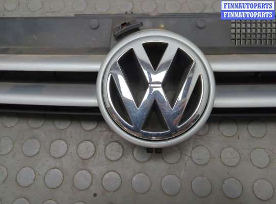 купить Решетка радиатора на Volkswagen Golf 4 1997-2006