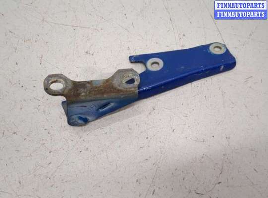 купить Петля капота на Mitsubishi Outlander 2003-2009