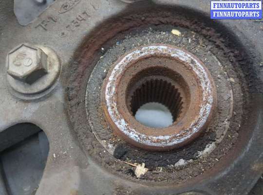 купить Ступица (кулак, цапфа) на Lincoln Navigator 2006-2014