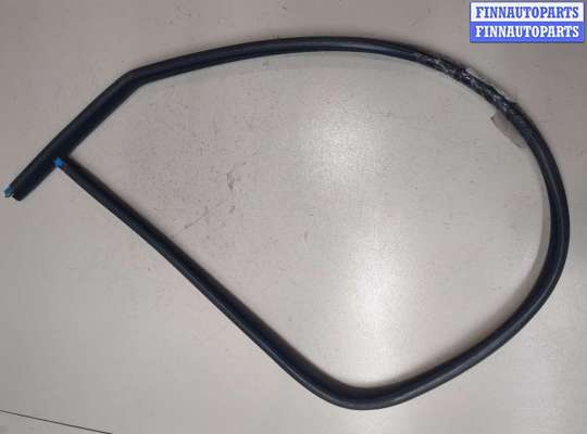 купить Уплотнитель на Peugeot 206
