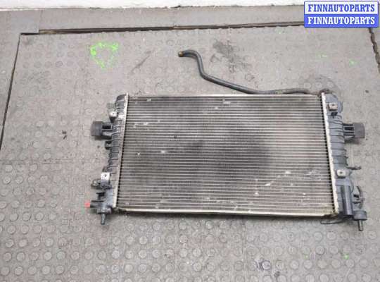 купить Радиатор охлаждения двигателя на Opel Zafira B 2005-2012