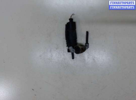 купить Двигатель (насос) омывателя на Volkswagen Transporter 4 1991-2003