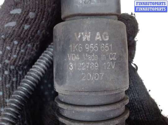 купить Двигатель (насос) омывателя на Volkswagen Transporter 4 1991-2003