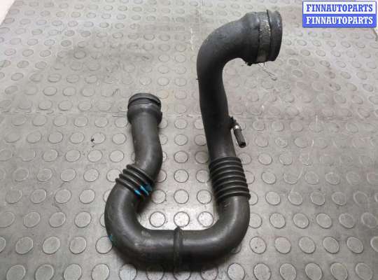 купить Патрубок интеркулера на Renault Trafic 2001-2014