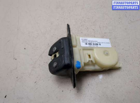 Замок багажника NS953590 на Nissan Note E11 2005-2013