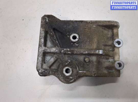 купить Кронштейн компрессора кондиционера на Mitsubishi Pajero Pinin 1998-2006