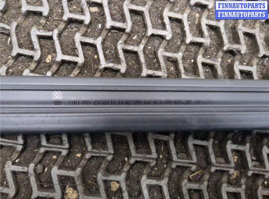 купить Молдинг стекла (боковое) на Volkswagen Tiguan 2007-2011