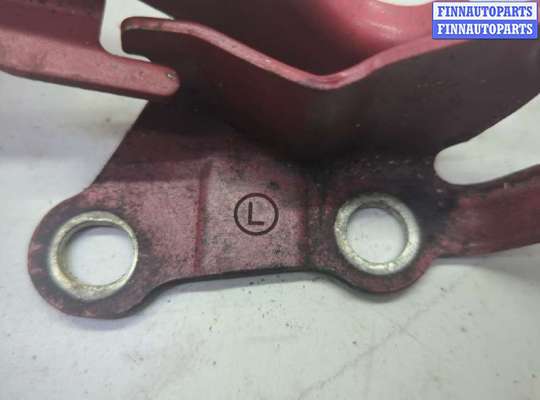 купить Петля капота на Toyota Corolla E12 2001-2006