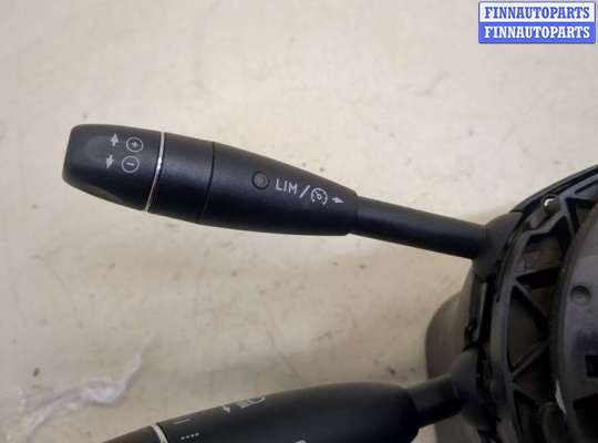 Подрулевой переключатель на Mercedes-Benz C (W204)