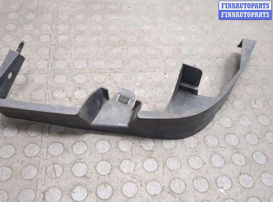 Ресничка под фару CD70753 на Cadillac Escalade 2 2001-2006