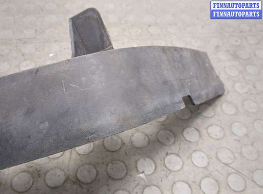 Планка под фары (ресничка) на Cadillac Escalade II (GMT 800)