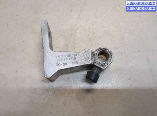 Петля двери AU1520513 на Audi Q5 2008-2017