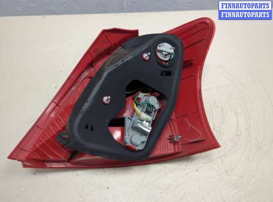 купить Фонарь (задний) на Toyota Yaris 2005-2011