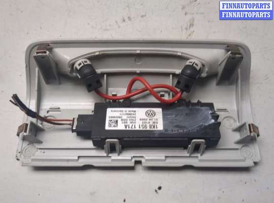 купить Фонарь салона (плафон) на Volkswagen Golf 6 2009-2012