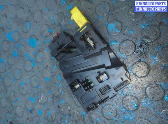 купить Блок управления подрулевыми переключателями на Volkswagen Caddy 2004-2015