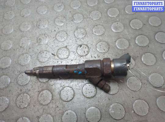 Форсунка топливная RN1539965 на Opel Vivaro 2001-2014