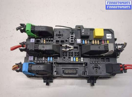 Блок предохранителей OP2446451 на Opel Zafira B 2005-2014